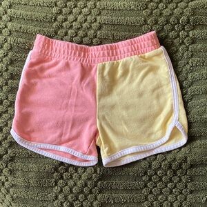 3/$10 365Kids dolphin shorts color lock size 7 small